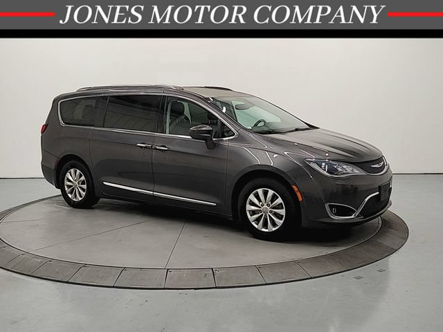 Used 2018 Chrysler Pacifica Touring-L