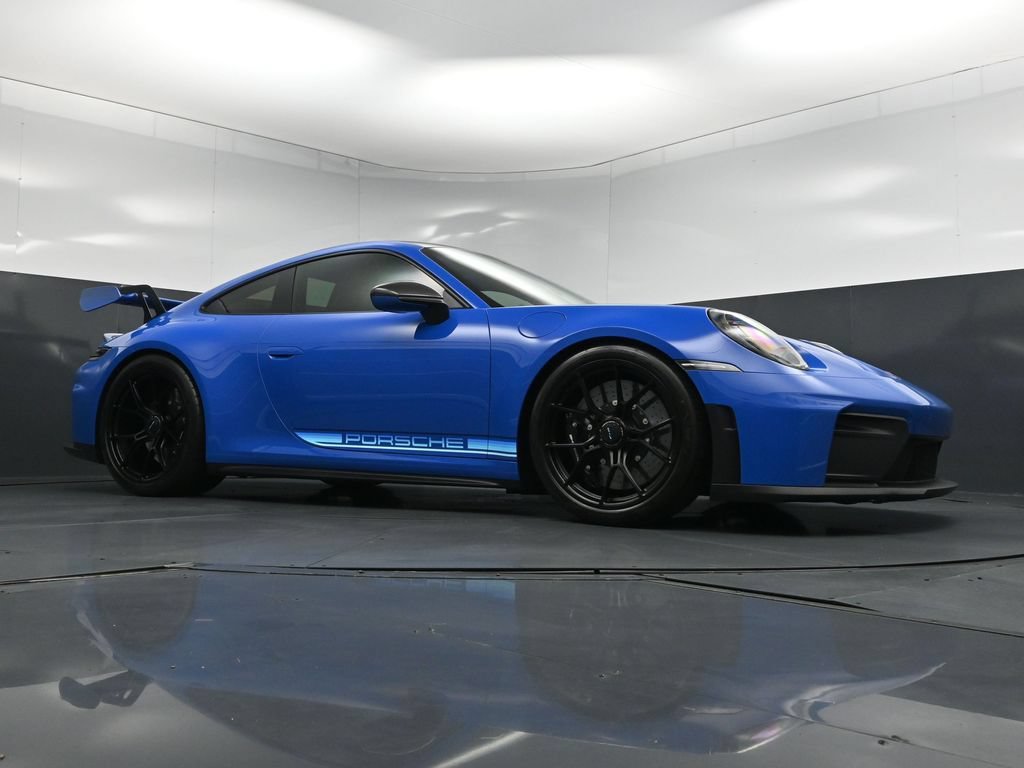 Used 2026 Porsche 911 GT3 w/ Chrono Package RWD image 28