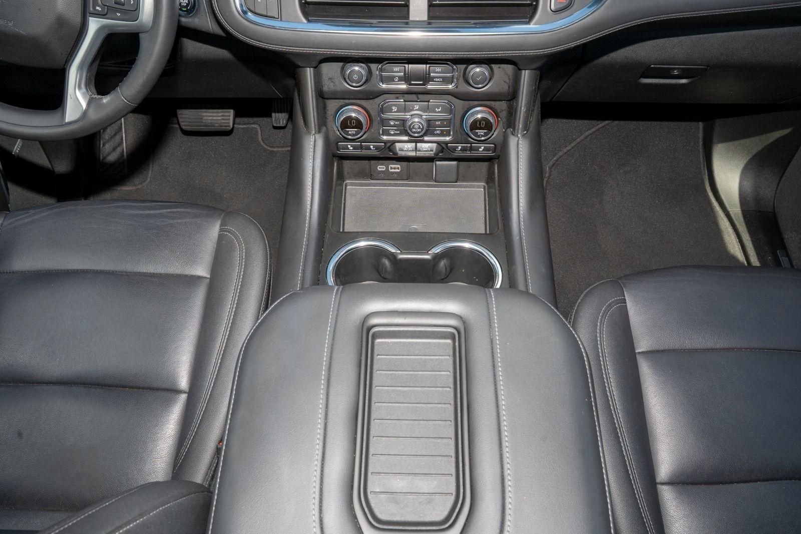 Used 2023 Chevrolet Tahoe LT w/ Luxury Package image 27