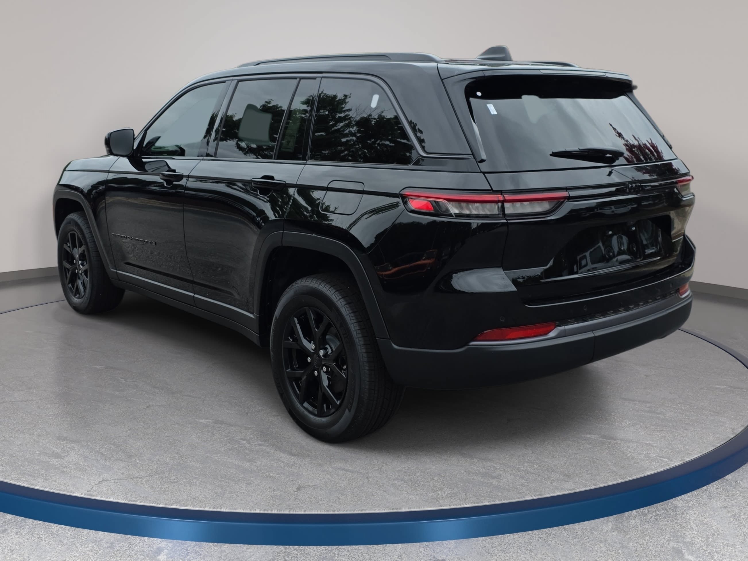 New 2026 Jeep Grand Cherokee Altitude AWD/4WD image 7