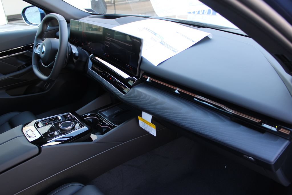 New 2026 BMW 530i xDrive AWD/4WD image 49