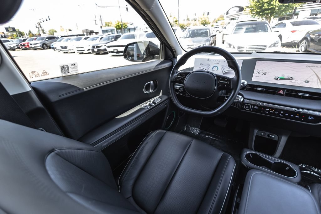Used 2024 Hyundai Ioniq 5 Limited AWD/4WD image 21