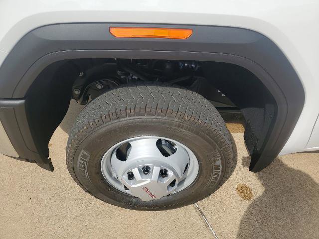 New 2025 GMC Sierra 3500 Pro w/ Convenience Package image 38