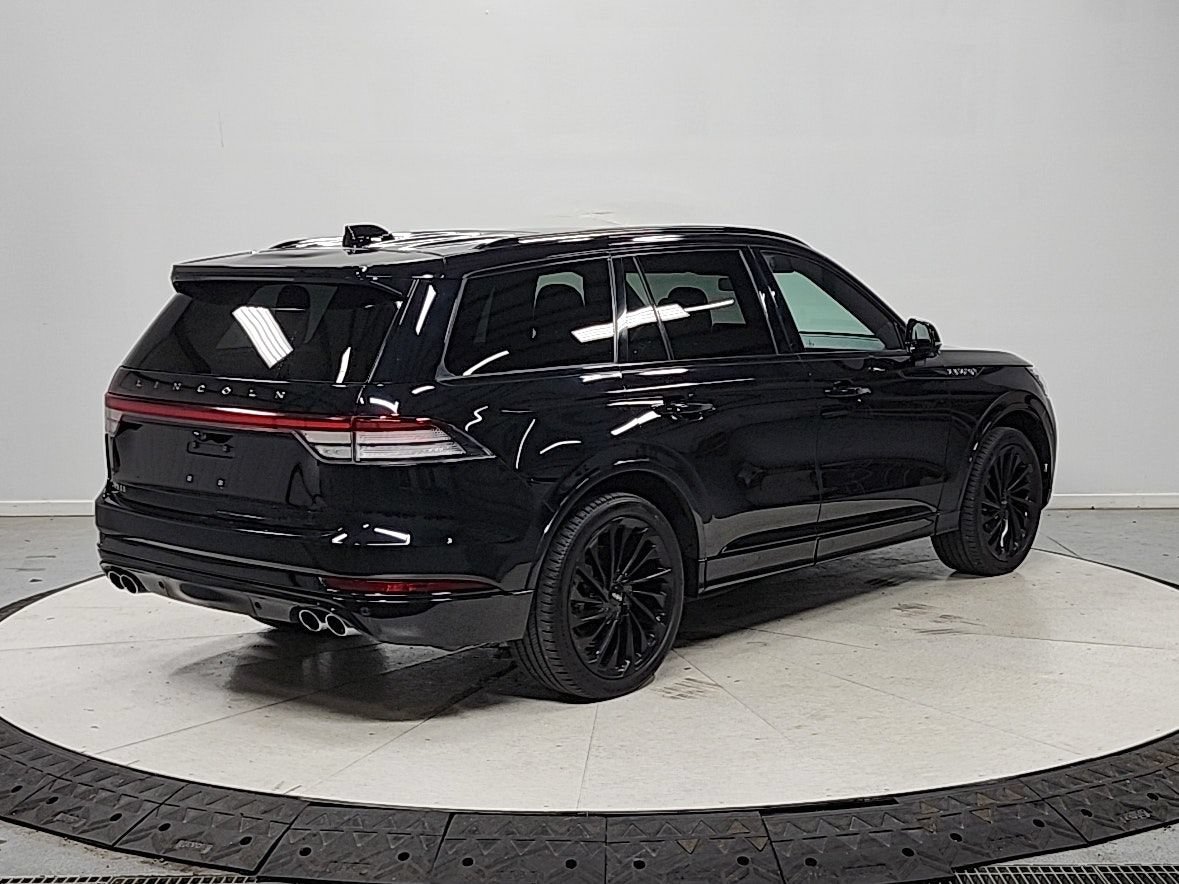 Used 2025 Lincoln Aviator Reserve w/ Equipment Group 201A AWD/4WD image 7
