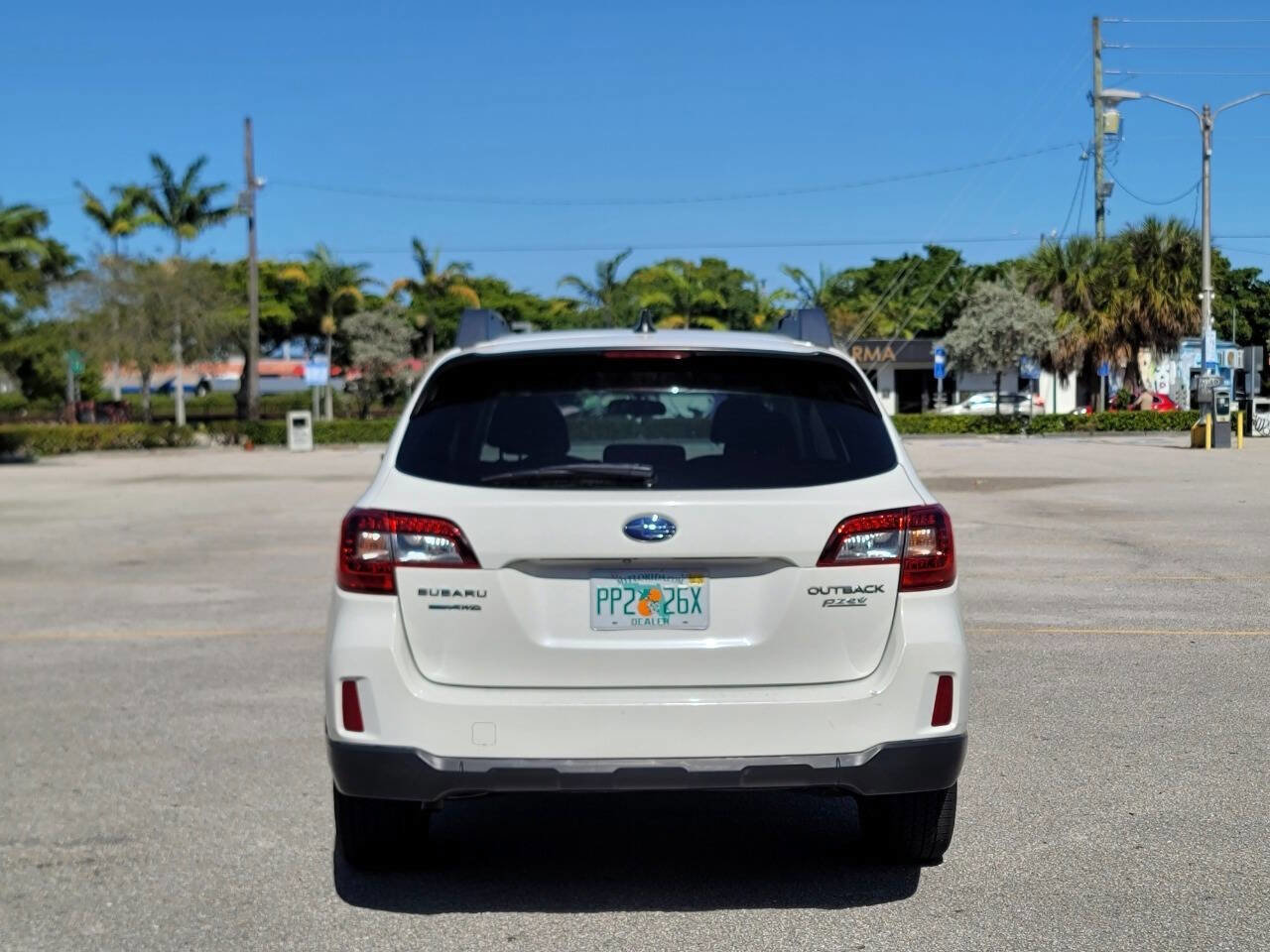 Used 2017 Subaru Outback 2.5i Premium AWD/4WD image 7