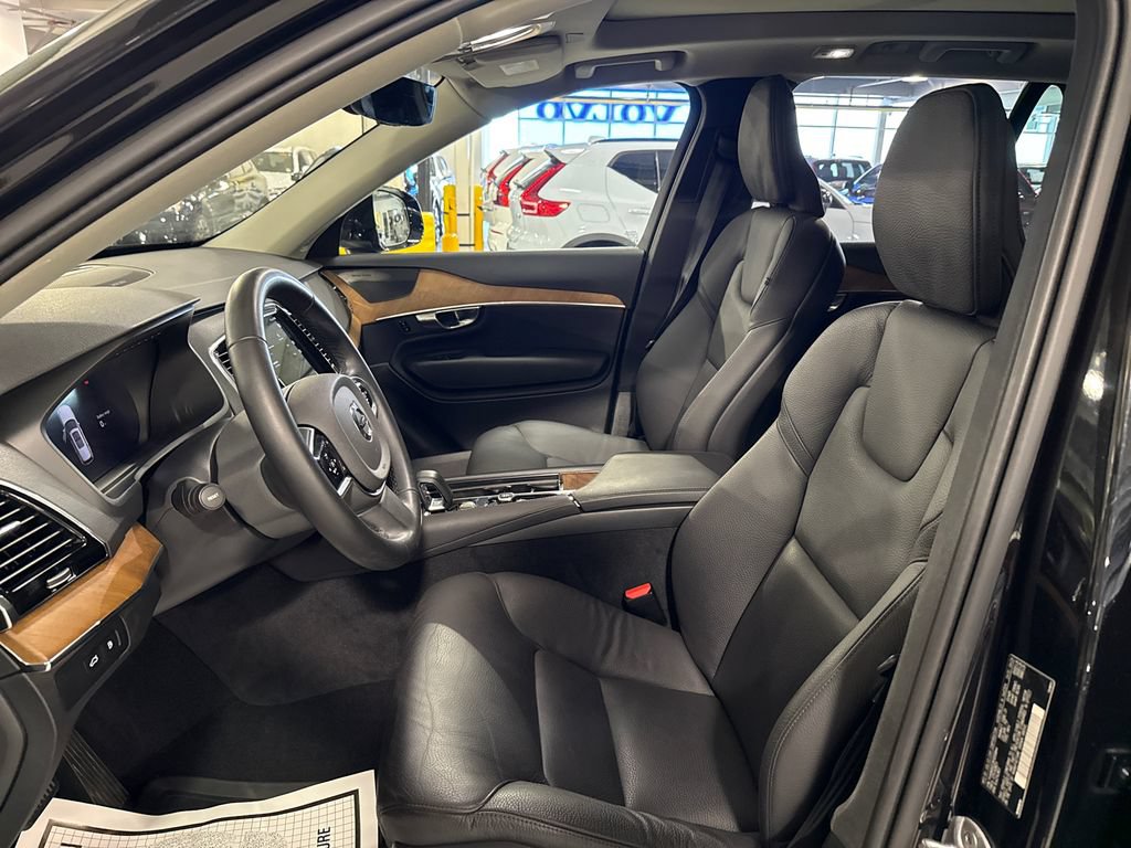 Certified 2024 Volvo XC90 T8 Plus w/ Protection Package Premier AWD/4WD image 10