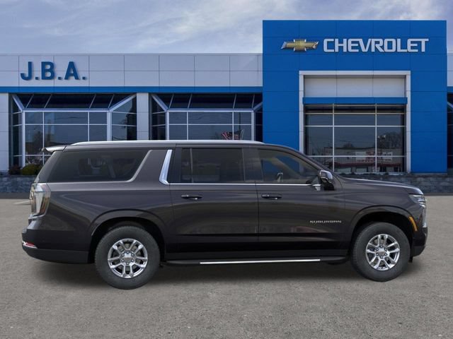 New 2026 Chevrolet Suburban LT w/ Comfort Package AWD/4WD image 5