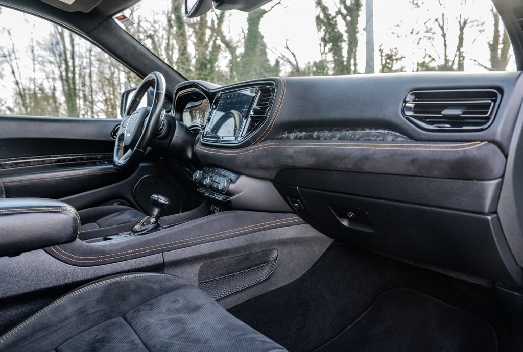 Used 2023 Dodge Durango R/T w/ Hemi Orange Plus Package image 34