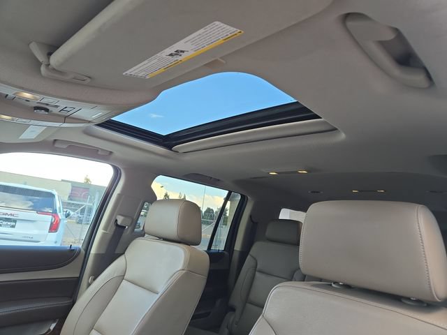 Used 2019 Chevrolet Suburban LT w/ Luxury Package AWD/4WD image 29