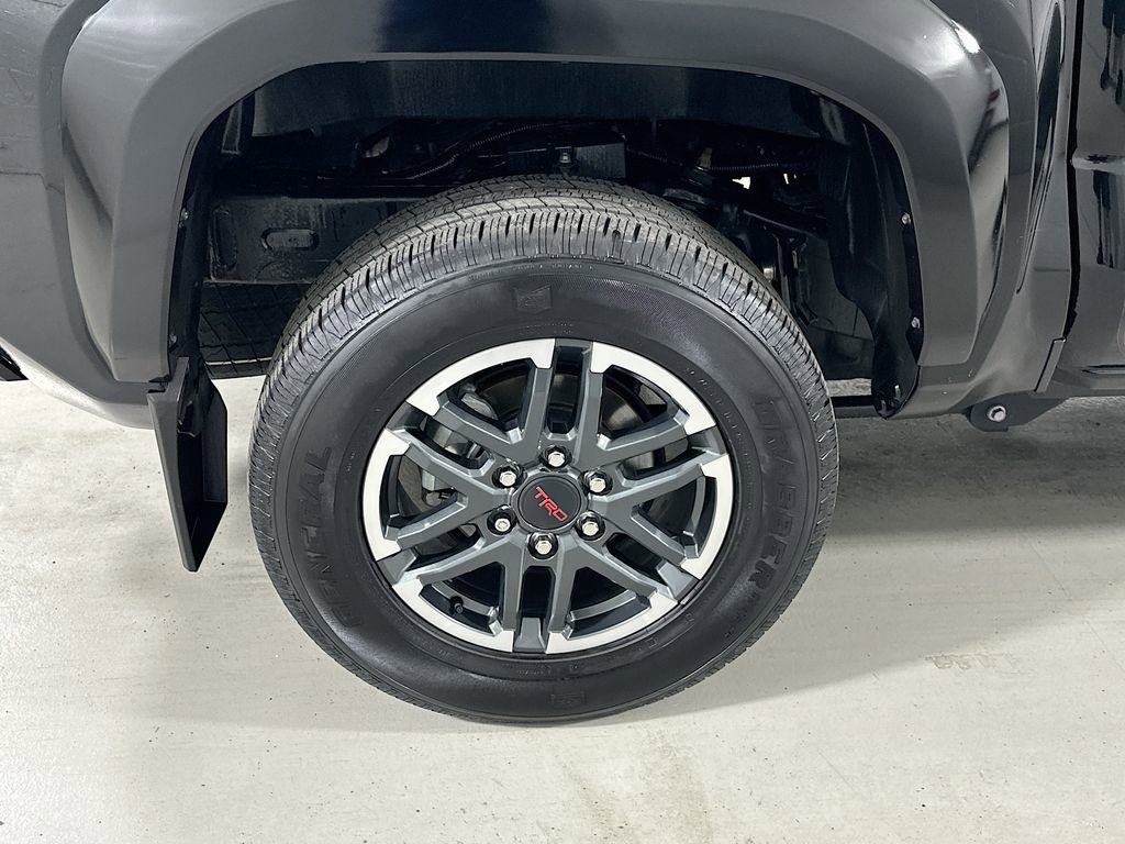 Used 2024 Toyota Tacoma TRD Sport w/ TRD Sport Upgrade Package AWD/4WD image 28