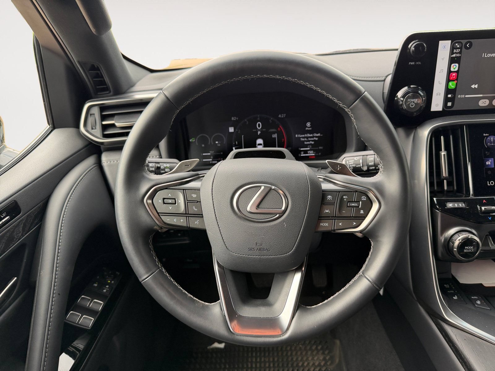 Used 2025 Lexus LX 700h Overtrail AWD/4WD image 12