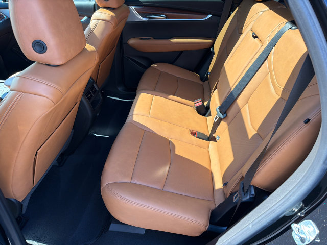 Used 2024 Cadillac XT5 Premium Luxury w/ Technology Package FWD image 22