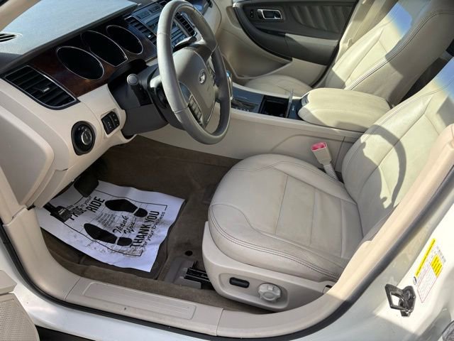 Used 2011 Ford Taurus SEL w/ 202A Rapid Spec Order Code image 14