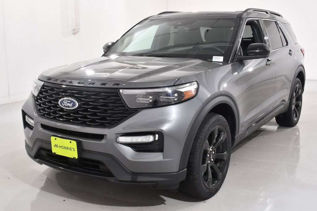 Used 2023 Ford Explorer ST-Line w/ Class IV Trailer Tow Package AWD/4WD image 2