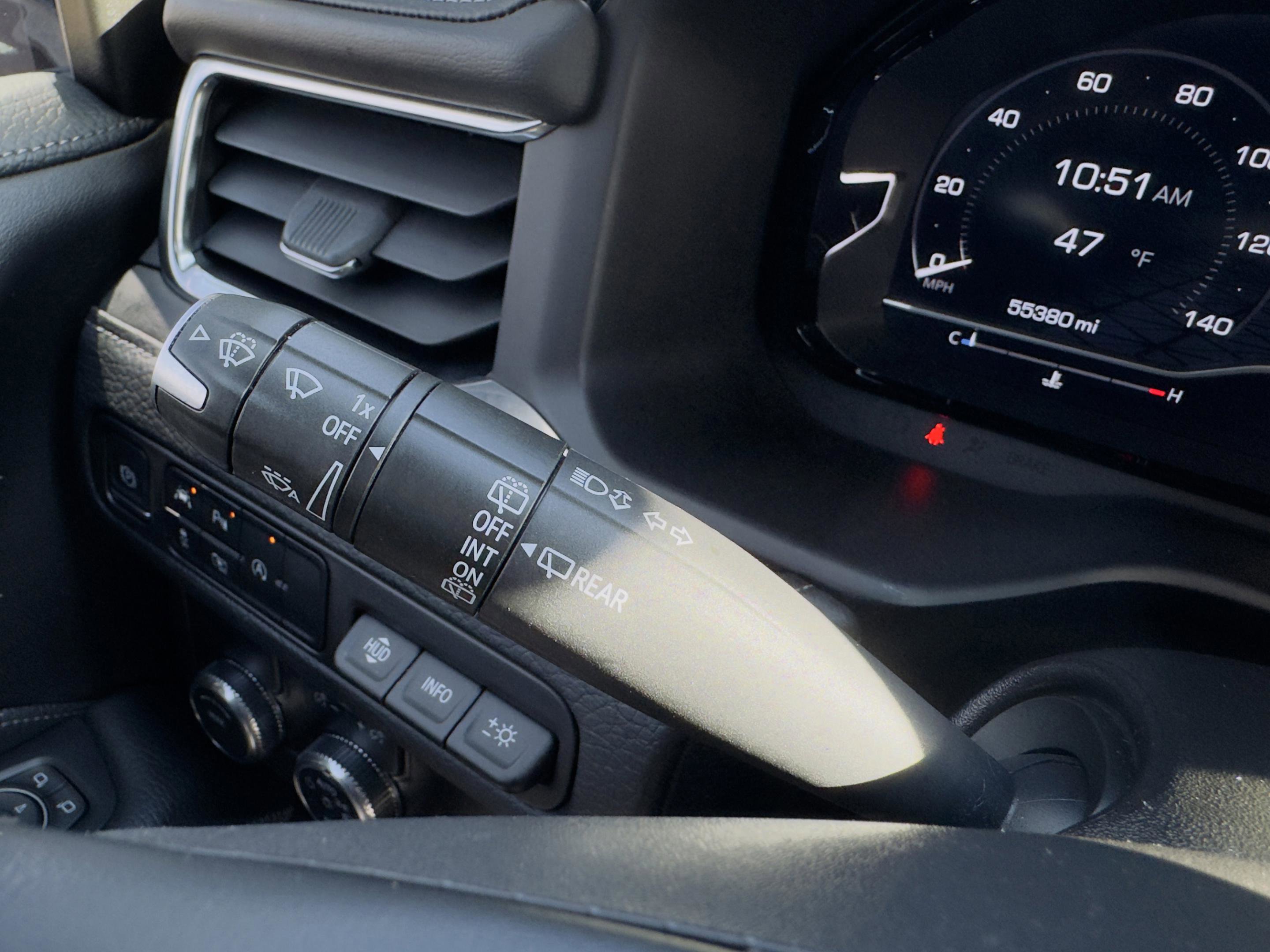 Used 2024 GMC Yukon XL Denali image 14