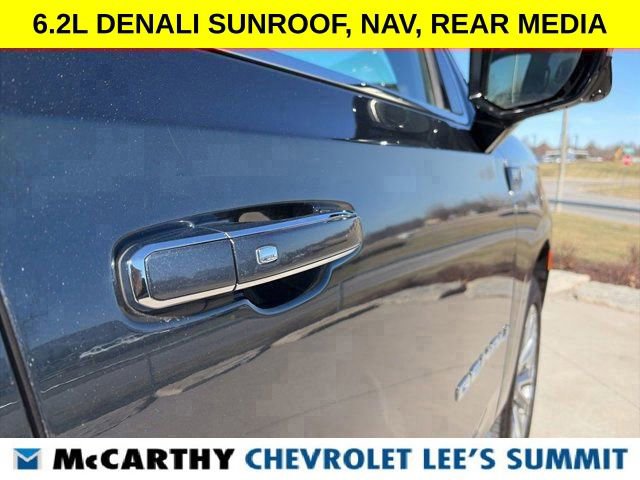 Used 2021 GMC Yukon Denali w/ Denali Premium Package image 28