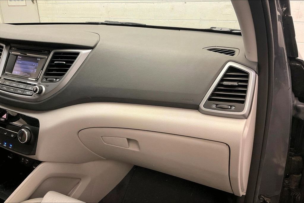 Used 2016 Hyundai Tucson SE w/ Option Group 02 image 15