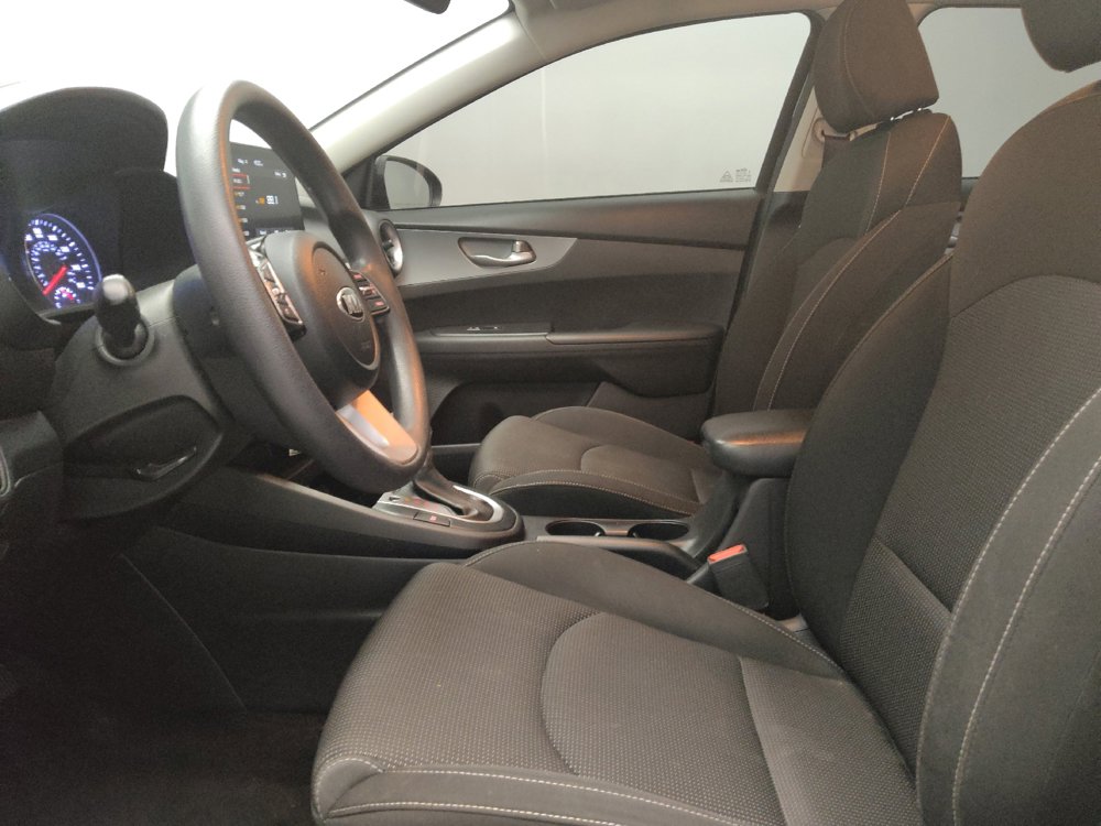 Used 2021 Kia Forte LXS FWD image 17
