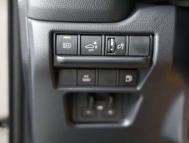 Used 2025 Toyota Land Cruiser image 25