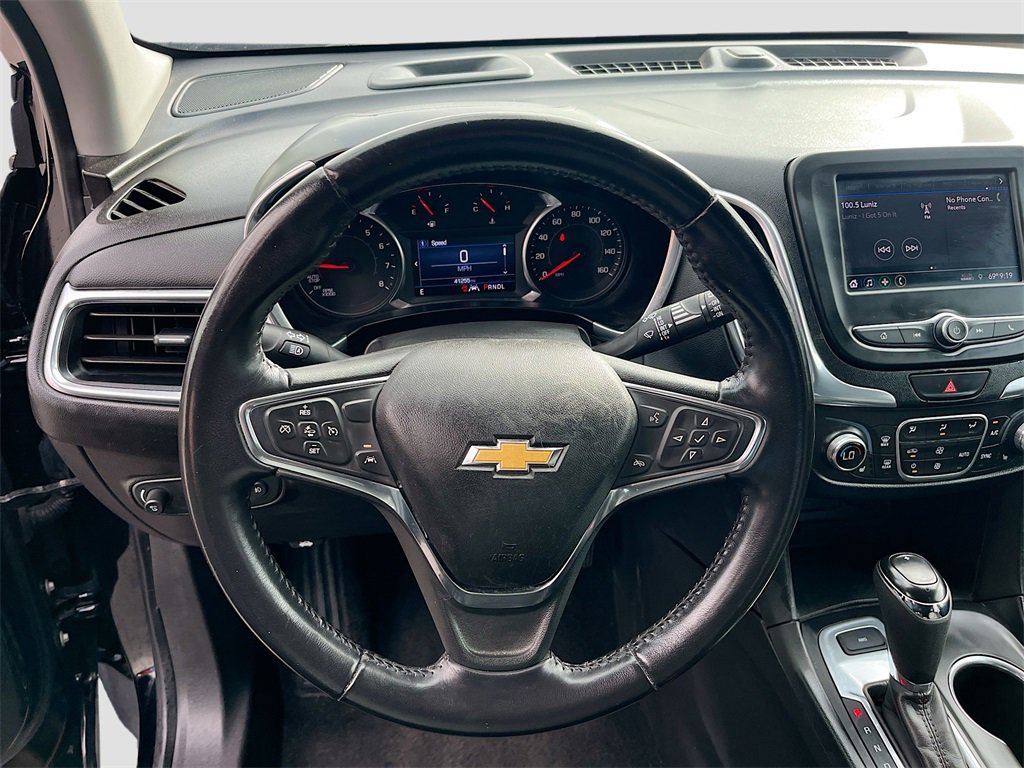 Used 2020 Chevrolet Equinox LT w/ Midnight Edition image 11
