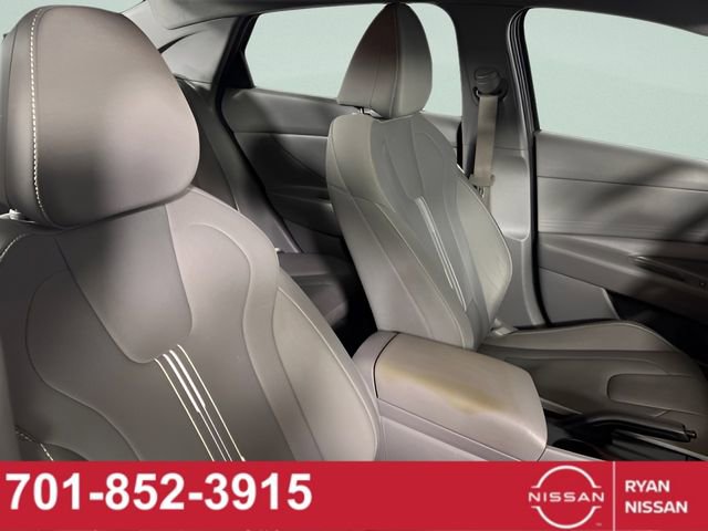 Used 2023 Hyundai Elantra SEL w/ Cargo Package image 35