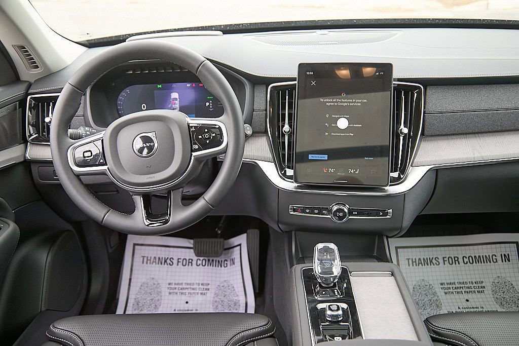 New 2026 Volvo XC90 T8 Ultra w/ Protection Package AWD/4WD image 26