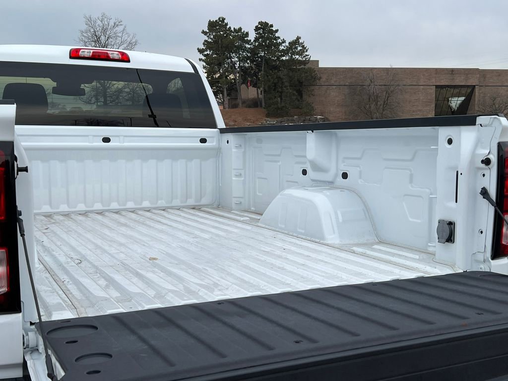 New 2024 GMC Sierra 1500 Pro w/ Pro Value Package AWD/4WD image 4