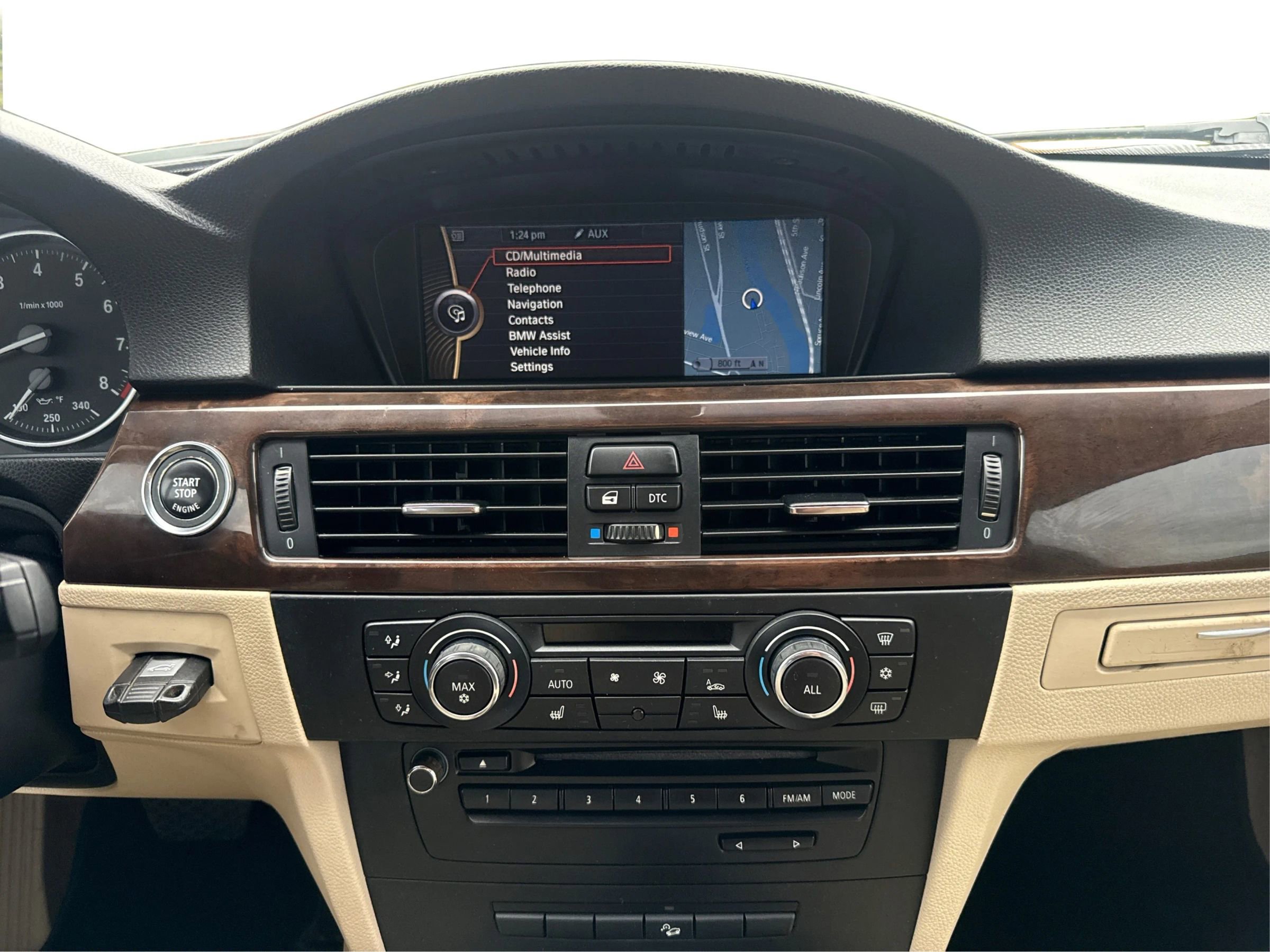 Used 2010 BMW 335i xDrive Coupe image 15