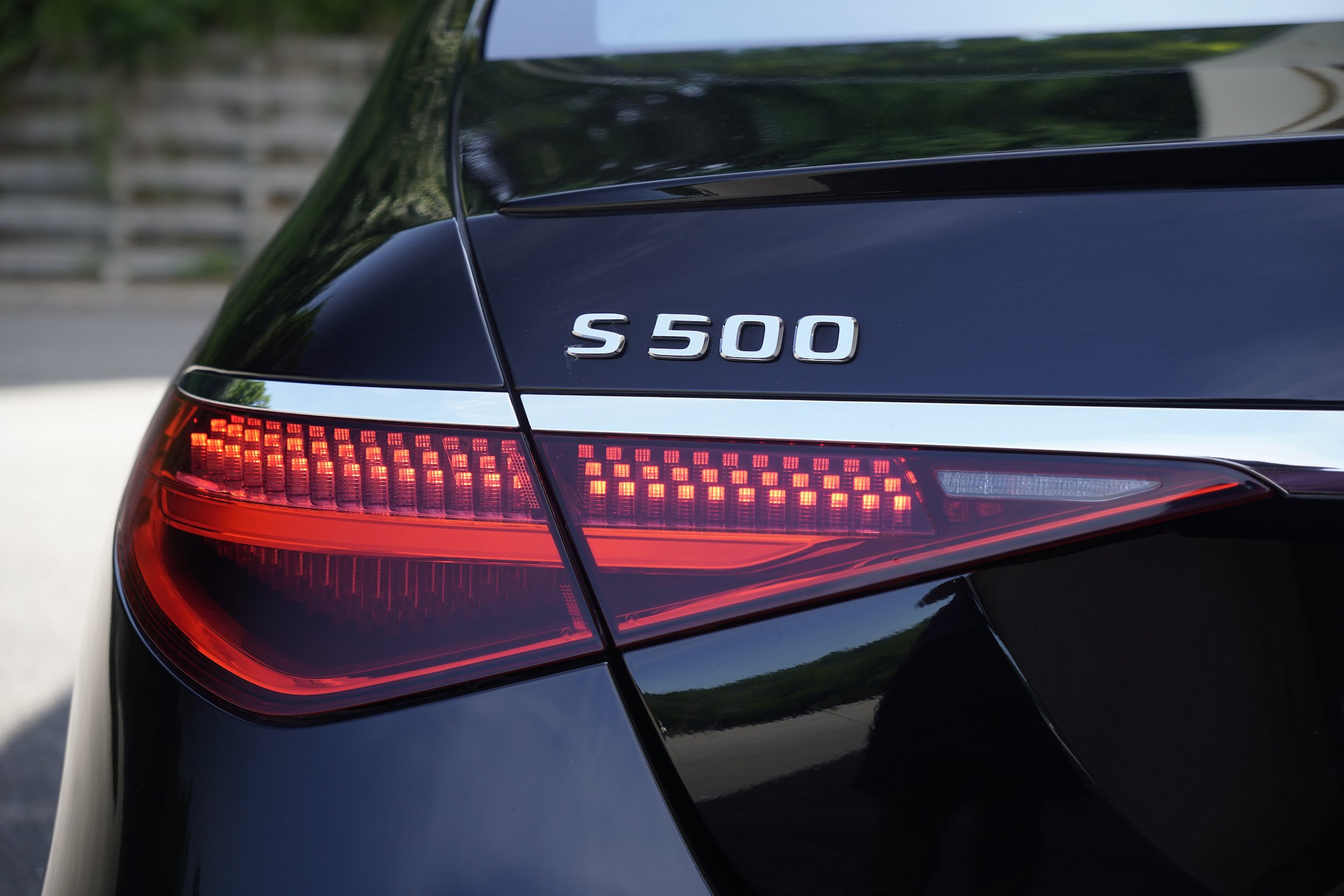 Used 2022 Mercedes-Benz S 500 4MATIC w/ AMG Line Package image 7