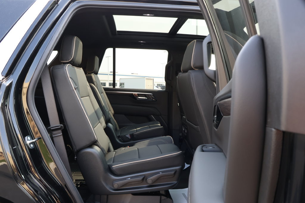 New 2026 Chevrolet Tahoe Premier w/ Sun And Tow Package AWD/4WD image 43