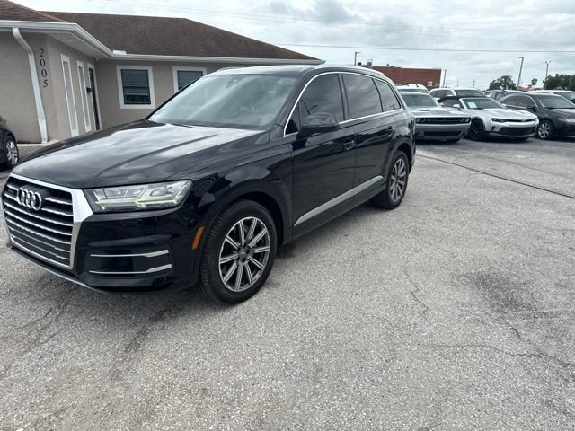 Used 2019 Audi Q7 3.0T Premium Plus w/ Premium Plus Package AWD/4WD image 5
