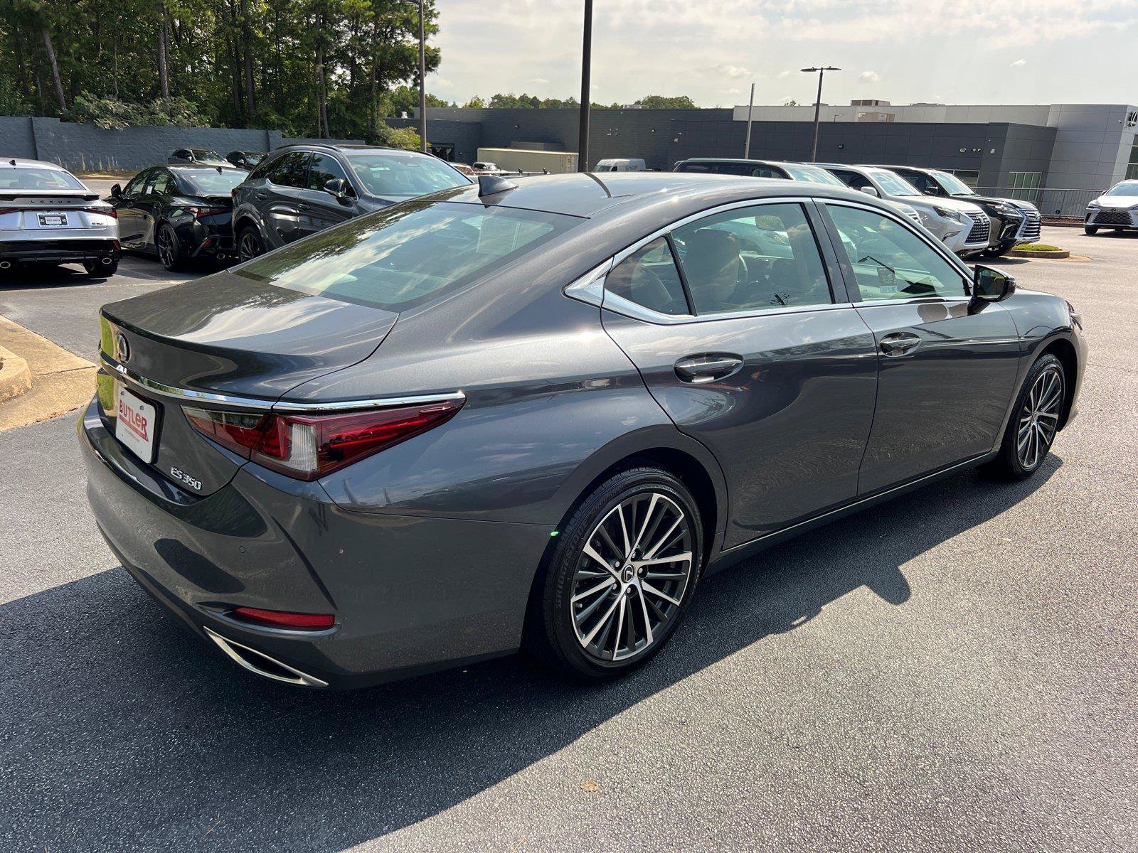 Certified 2025 Lexus ES 350 w/ Premium Package FWD image 5