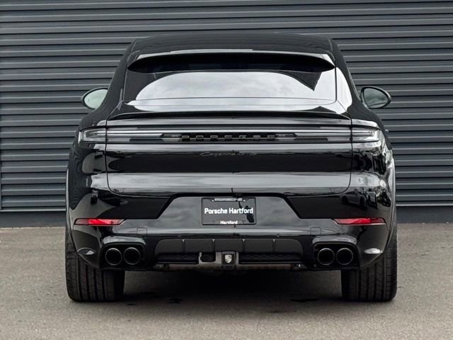 New 2026 Porsche Cayenne GTS image 6