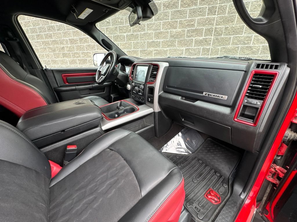 Used 2018 RAM 1500 Rebel w/ Luxury Group AWD/4WD image 34