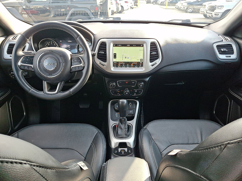 Used 2021 Jeep Compass Latitude AWD/4WD image 10