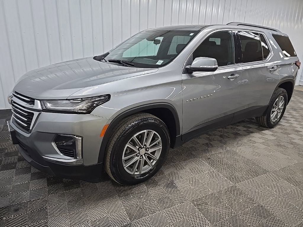 Used 2023 Chevrolet Traverse LT image 8