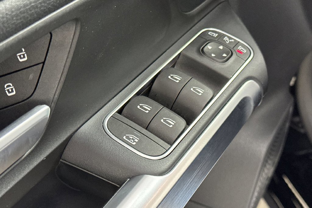 Certified 2024 Mercedes-Benz EQB 250+ image 13
