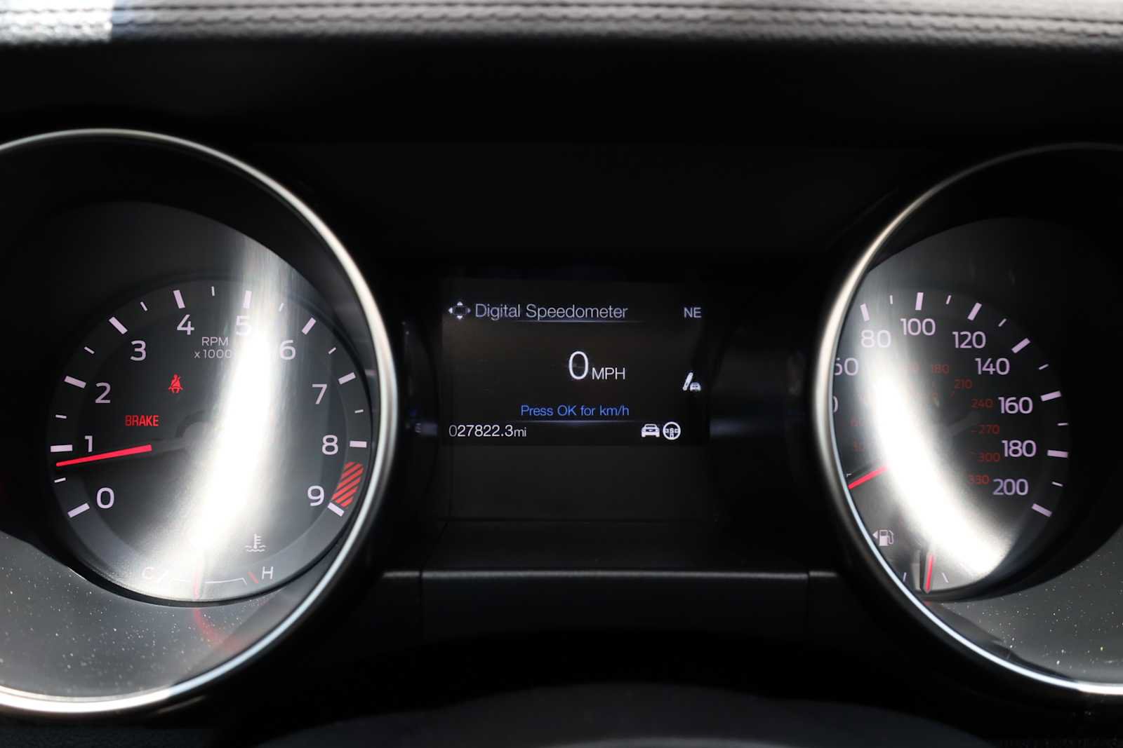 Used 2019 Ford Mustang Shelby GT350 w/ Technology Package RWD image 17