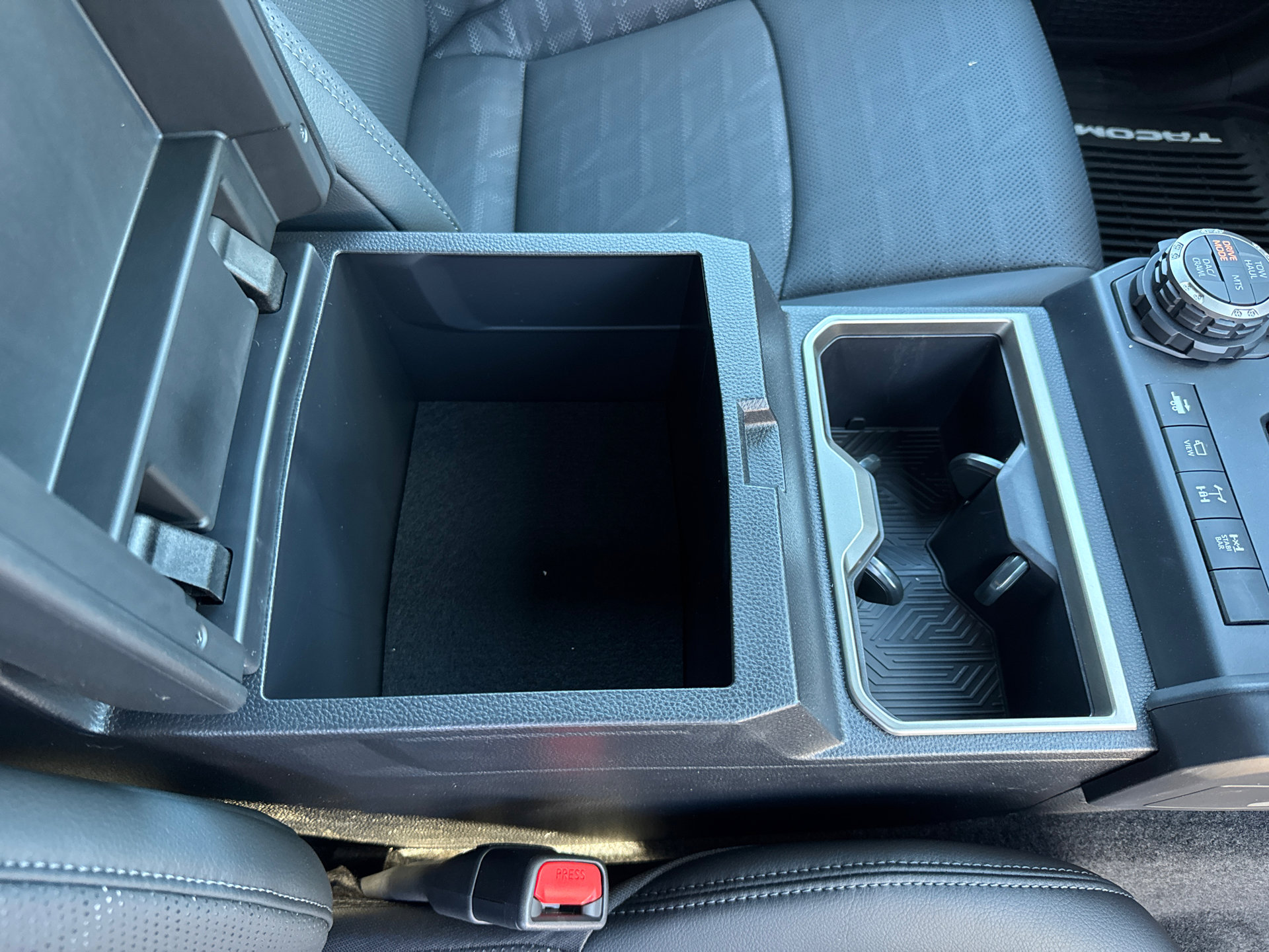 New 2026 Toyota Tacoma TRD Off-Road image 18