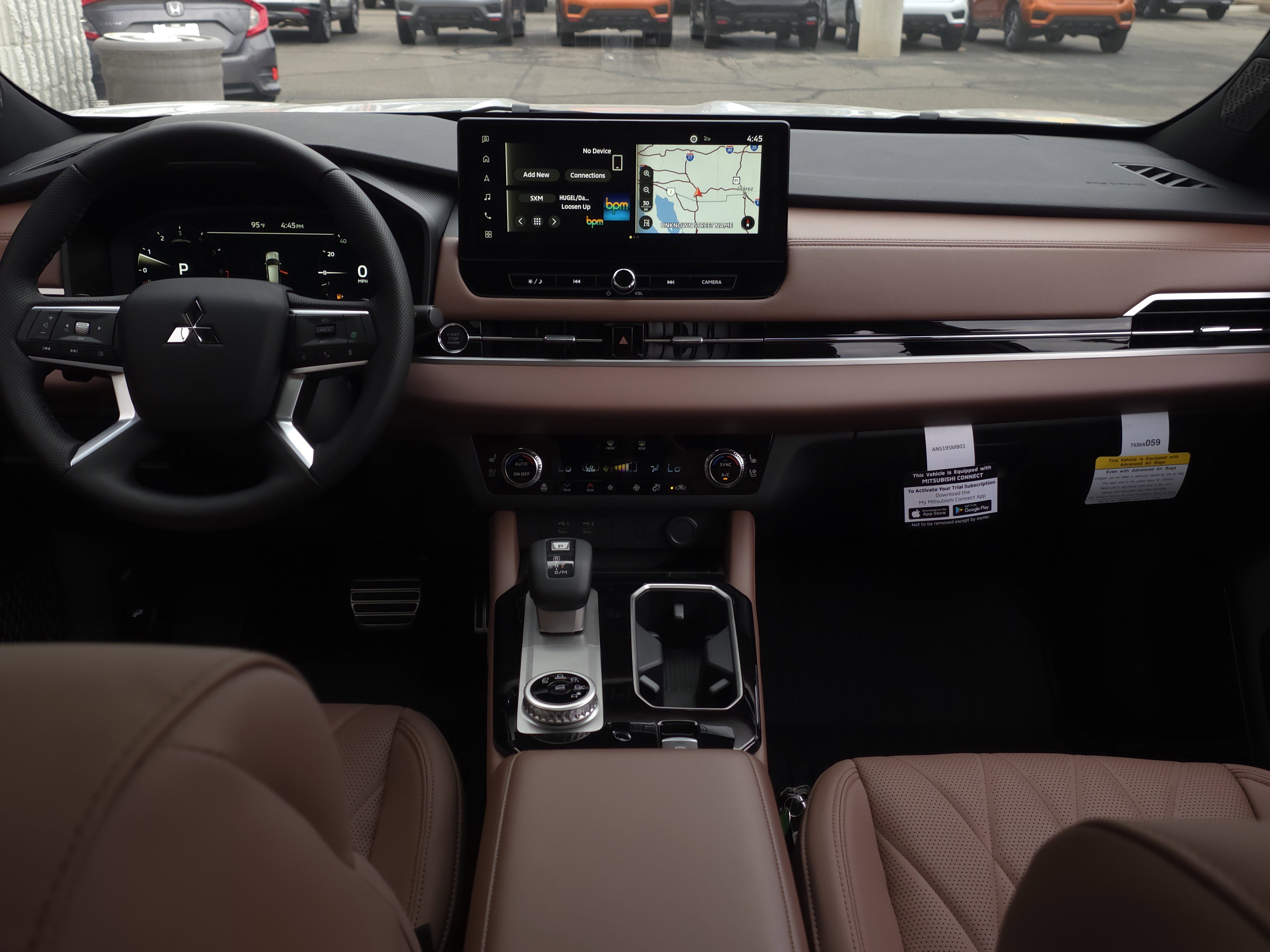 New 2025 Mitsubishi Outlander SEL image 25