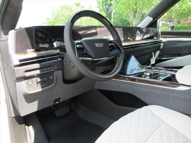 New 2026 Cadillac Escalade ESV Platinum Sport AWD/4WD image 19
