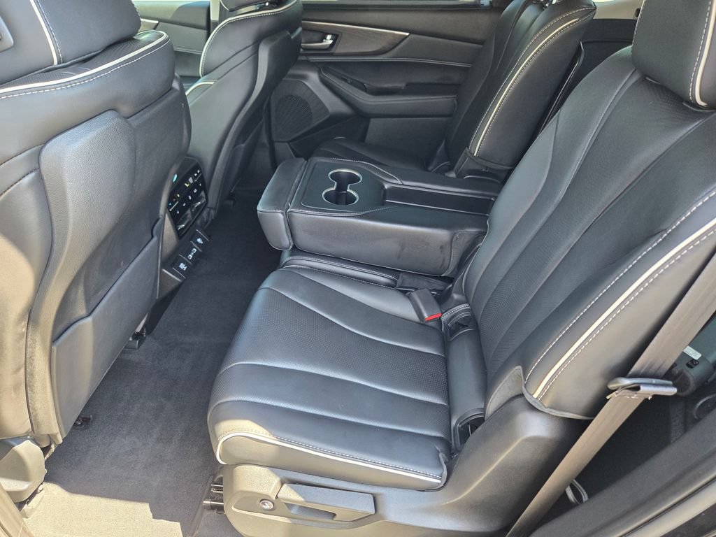 Used 2023 Acura MDX w/ Advance Package AWD/4WD image 15