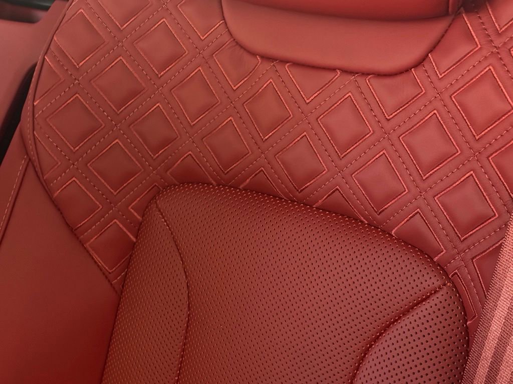 Used 2023 Bentley Continental GT Azure image 22