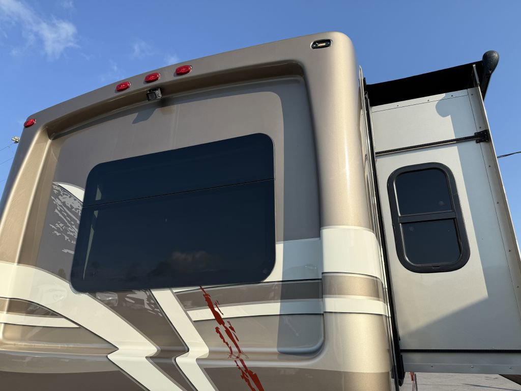 Used 2018 RAM 5500 SLT w/ Quick Order Package 29G SLT image 23