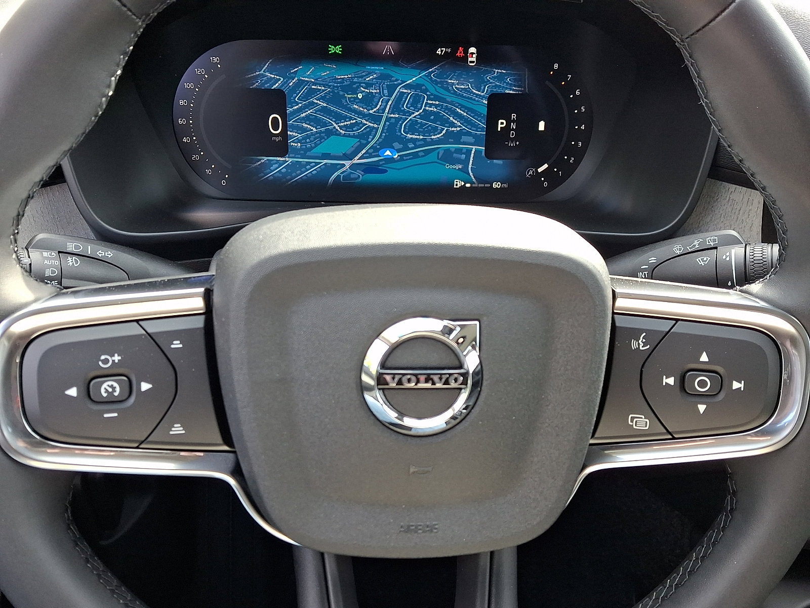 New 2026 Volvo XC40 B5 Plus w/ Climate Package AWD/4WD image 10