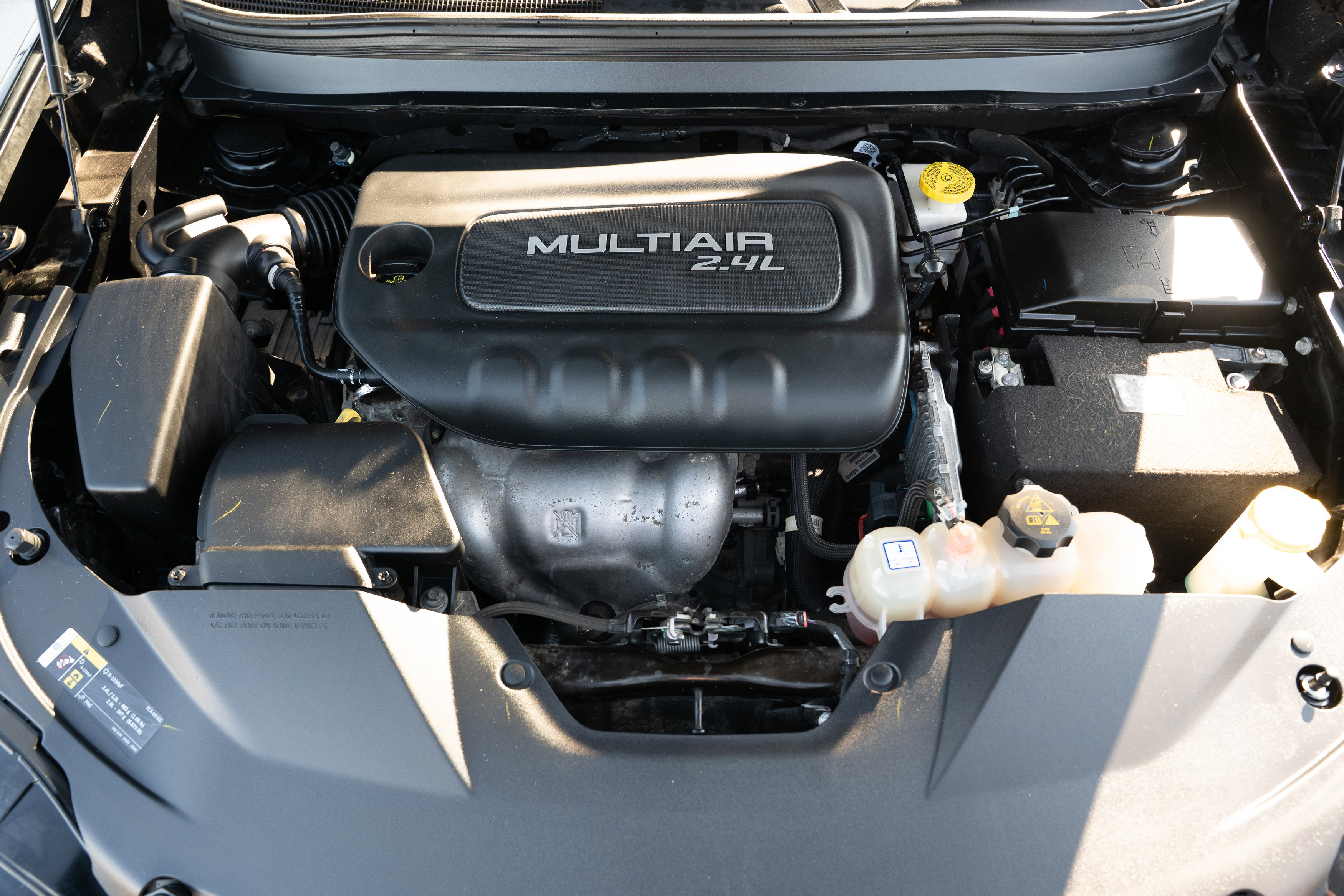 Used 2019 Jeep Cherokee Limited image 28