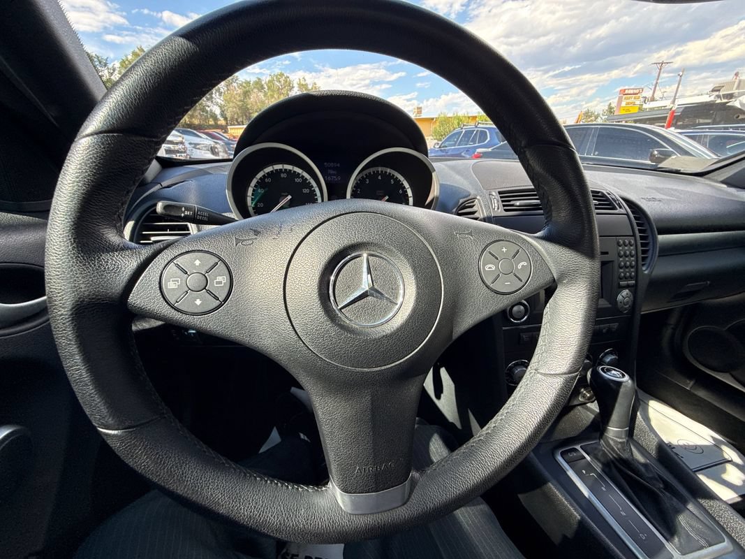 Used 2009 Mercedes-Benz SLK 300 image 22
