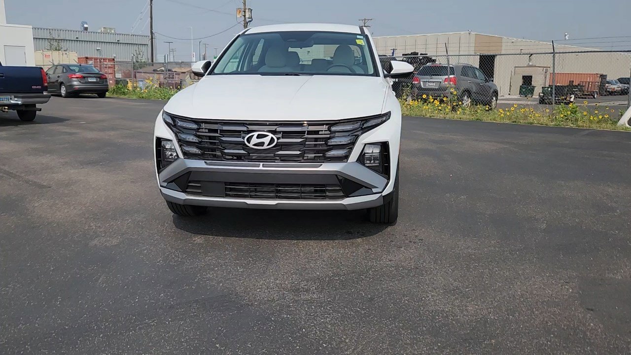 New 2025 Hyundai Tucson SE image 4