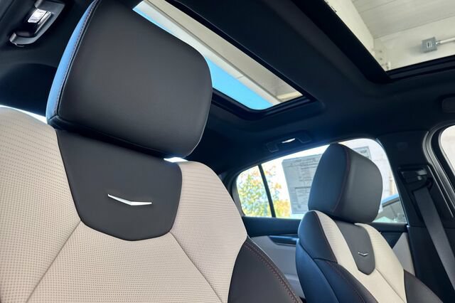 New 2026 Cadillac CT5 Sport w/ Technology Package RWD image 16
