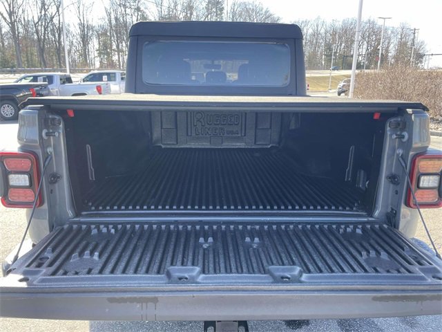 Used 2020 Jeep Gladiator Overland image 13